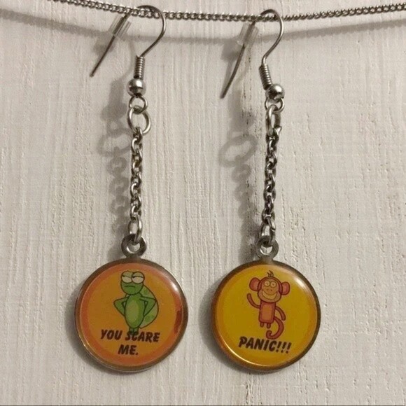 Round Cute Animal Dangle Earrings - Picture 1 of 6